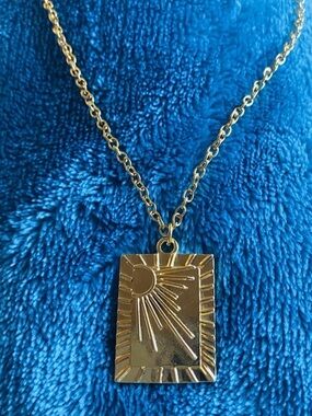 NIB Mayamar Sun Necklace Pendant Gold 24k Plated Chain Sunset Sunrise Charm